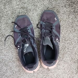 On Running Women's Black and Gray Athletic Shoes